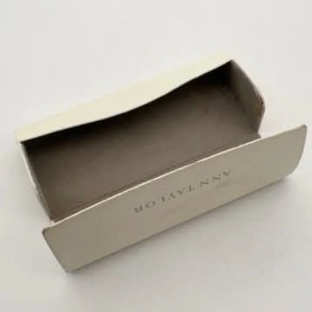 Ann Taylor Cream Textured Hard Shell‎ Eyeglass Case Protective Glasses Box